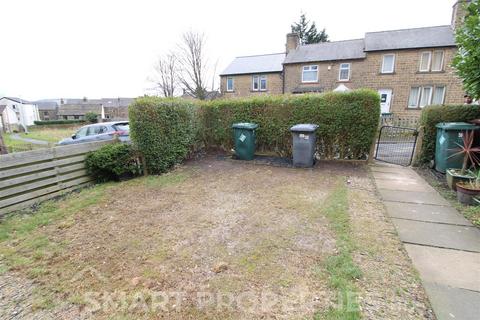 3 bedroom terraced house to rent, Hollin Terrace, Huddersfield HD3