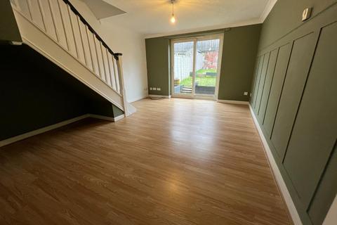 2 bedroom terraced house to rent, Stanstead Road, Halstead CO9