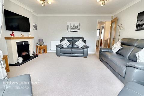 4 bedroom detached house for sale, Hereford Drive, Telford