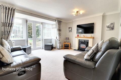 4 bedroom detached house for sale, Hereford Drive, Telford