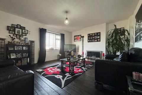 undefined, Glyndwr Road, Barry, CF62