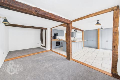 3 bedroom terraced house for sale, Old Market Place, Harleston