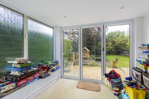undefined, Cuckoo Hill, Pinner HA5