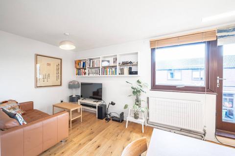 1 bedroom flat for sale, Wedgwood Walk, West Hampstead, London, NW6