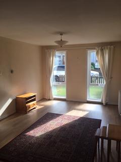 2 bedroom terraced house to rent, Irvine Place, Stirling, FK8