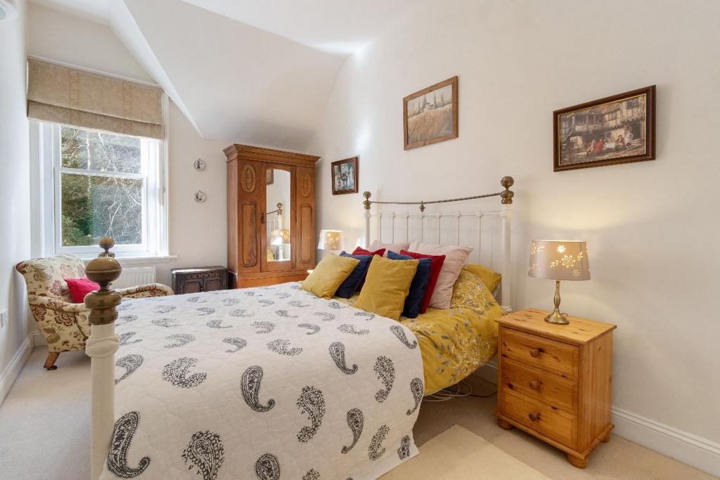 Principal bedroom
