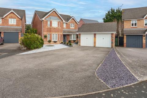 4 bedroom detached house for sale, Hampton Court Way, Widnes