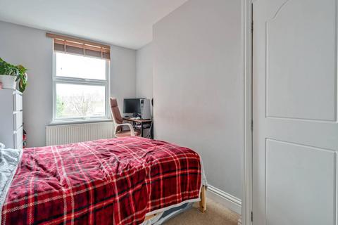 2 bedroom flat for sale, Woodbridge Road, Guildford, GU1