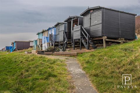 Chalet for sale, The Leas, Frinton-On-Sea