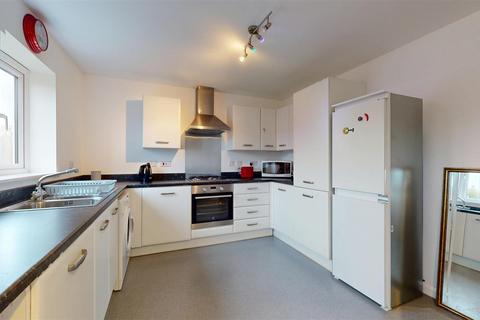 3 bedroom semi-detached house for sale, Clapton Close, Stamford