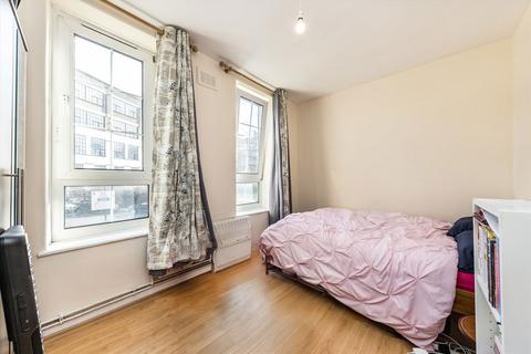 3 bedroom flat to rent, Green Bank, London E1W