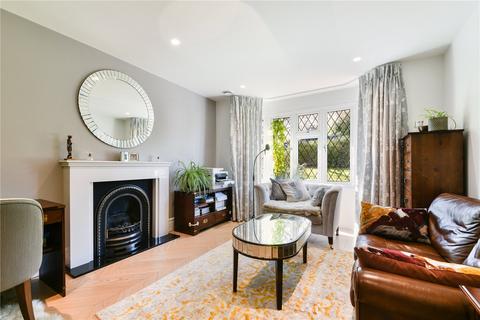 237 Chipstead Way, Woodmansterne, Banstead, SM7 3JN