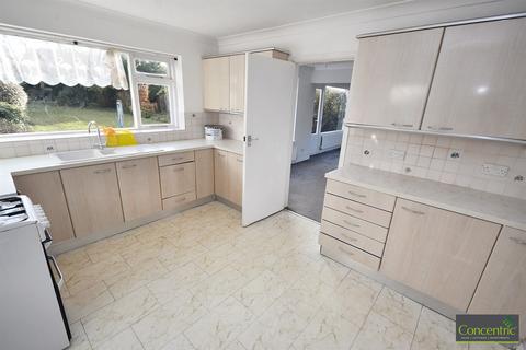 4 bedroom detached house for sale, Springvale Avenue, Walsall