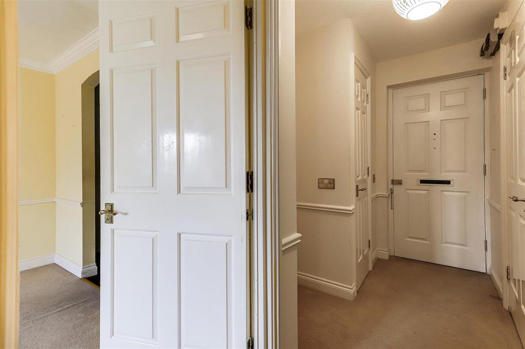 Regency 9.JPG