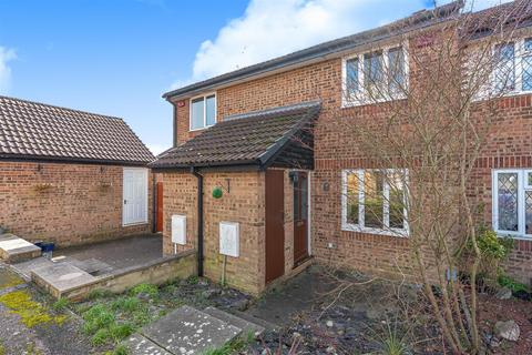 2 bedroom semi-detached house for sale, 18 Spayne Close