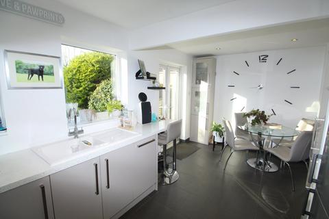 3 bedroom detached house for sale, Noble Close, Lutterworth LE17