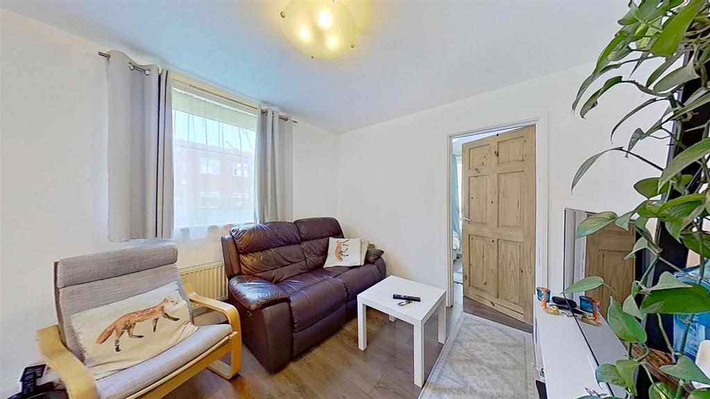 Westdean-Close-Wandsworth-SW18-03012025 142406.jpg
