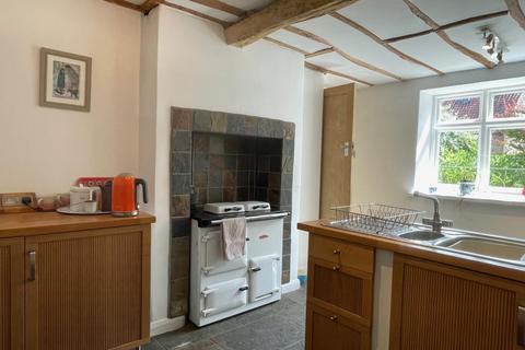 Rose Cottage Castlegate, Kirkbymoorside, York, YO62 6BH