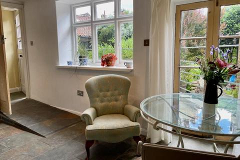 Rose Cottage Castlegate, Kirkbymoorside, York, YO62 6BH