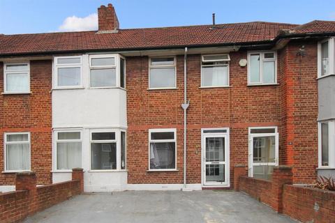 4 bedroom semi-detached house to rent, Braid Avenue, W3