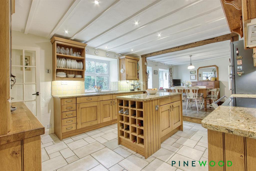 Kitchen diner