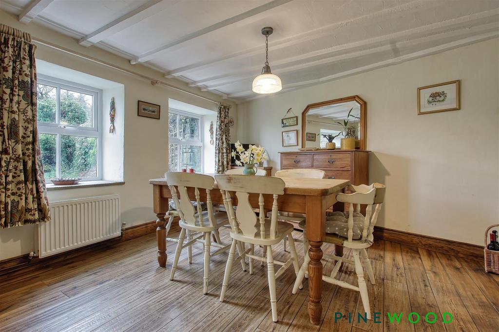 Kitchen diner