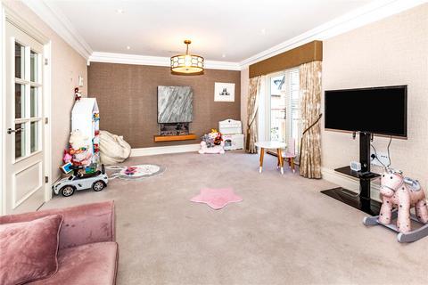 4 bedroom detached house for sale, Laychequers Meadow, Taplow, Maidenhead, Buckinghamshire, SL6