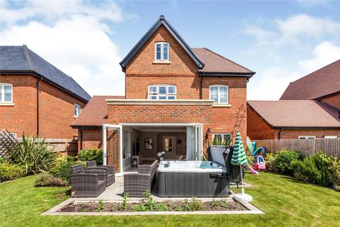 4 bedroom detached house for sale, Laychequers Meadow, Taplow, Maidenhead, Buckinghamshire, SL6