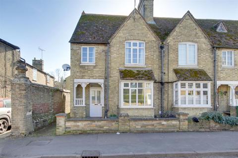 2 bedroom end of terrace house to rent, High Street, Somersham, Huntingdon