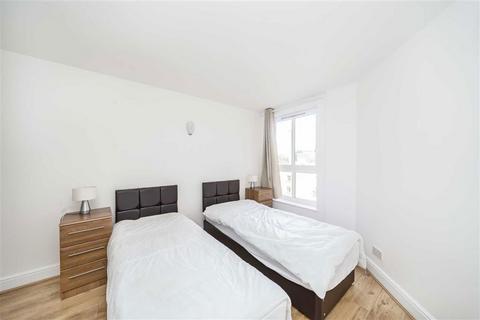 2 bedroom flat for sale, Commercial Road, London E1