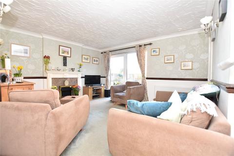 4 bedroom detached house for sale, Folly Hall Road, Tingley, Wakefield, West Yorkshire