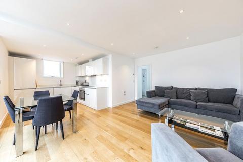 3 bedroom flat to rent, Hand Axe Yard, London WC1X