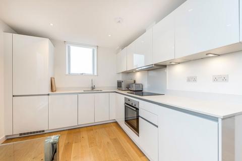 3 bedroom flat to rent, Hand Axe Yard, London WC1X