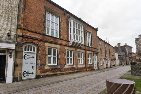 2 bedroom maisonette to rent, Churchside, Howden, Goole, East Riding Yorkshire, DN14
