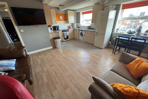 2 bedroom flat for sale, Ladysmith House, Taunton TA1