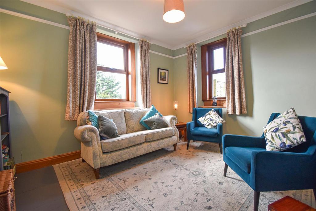 Bluebell Cottage Living Room b.jpg