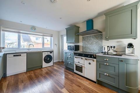1 Crossways, Peterchurch, Hereford, HR2 0TG