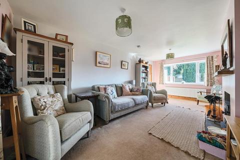 1 Crossways, Peterchurch, Hereford, HR2 0TG