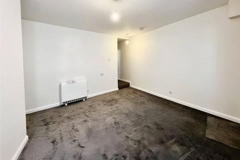 Studio to rent, Maidstone Road, Kent ME4