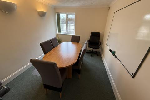 Office to rent, Bristol Road, Gloucester GL2