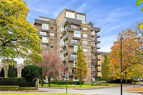 3 bedroom apartment for sale, Esplanade Court, Harrogate, North Yorkshire, HG2