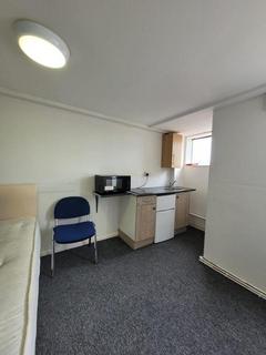 1 bedroom apartment to rent, Mealcheapen Street, Worcester