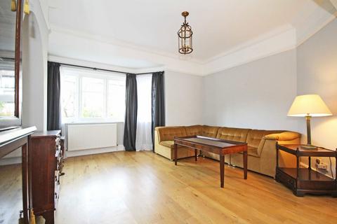 3 bedroom house to rent, Messaline Avenue, London W3