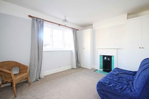 3 bedroom house to rent, Messaline Avenue, London W3