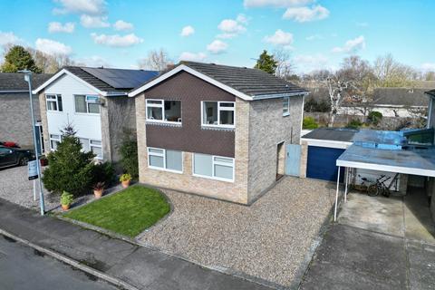 5 Willow Way, Hauxton, Cambridge, CB22 5JB