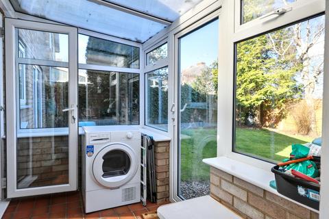 5 Willow Way, Hauxton, Cambridge, CB22 5JB
