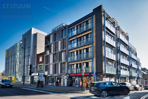High Street, Stratford, London, E15