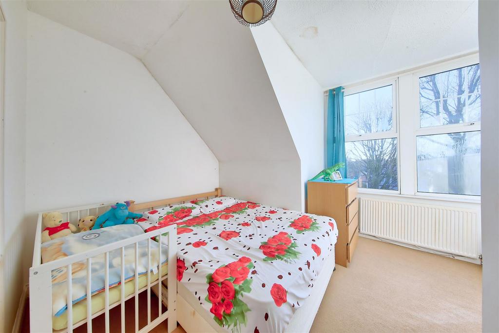 50c sherwood park  bed1.jpg