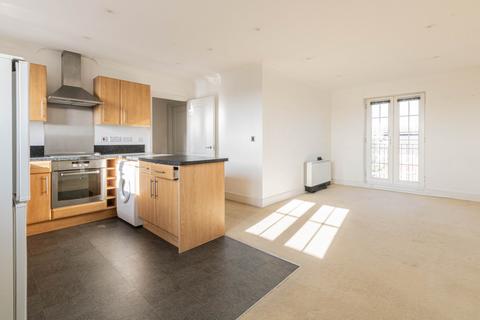 2 bedroom flat for sale, Weyland Drive, Colchester, CO3