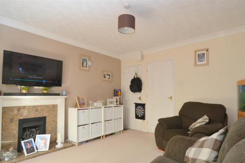 23 Bramble Close, Malvern, WR14 2UW
